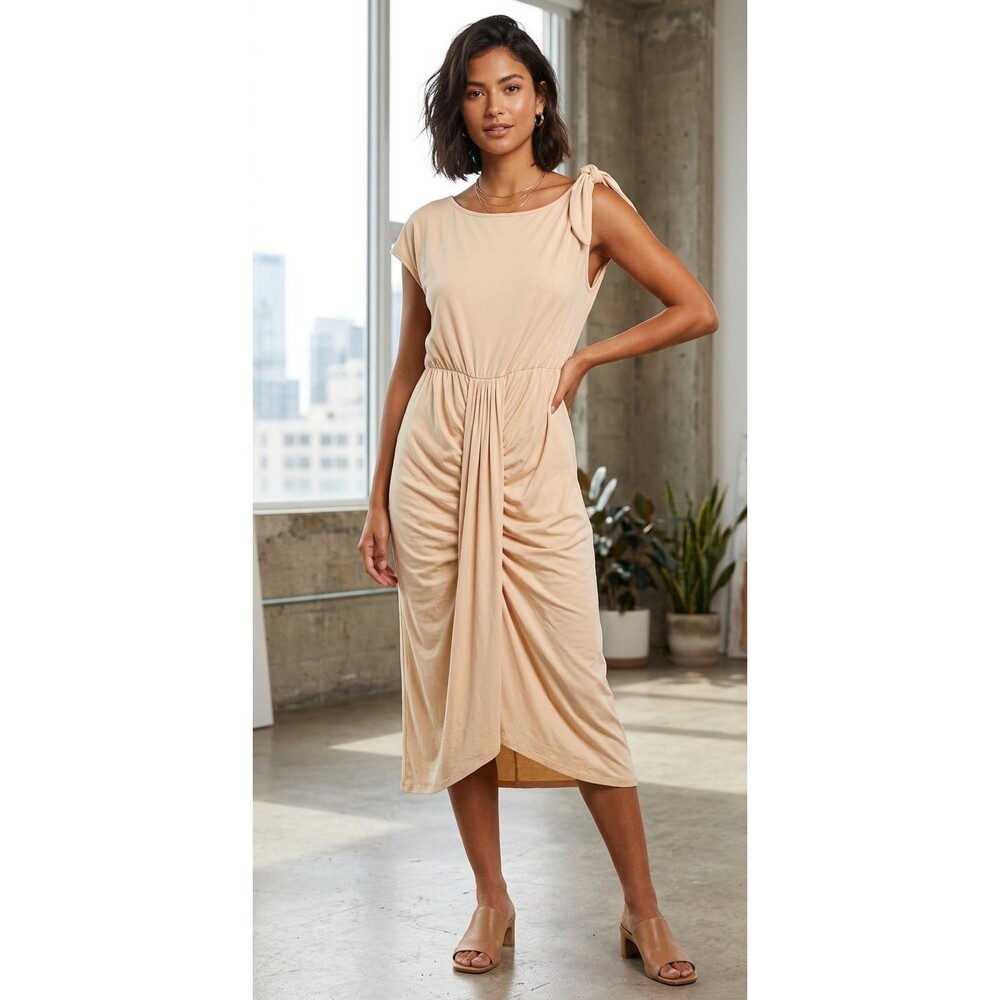 Crew Neck Cap Sleeve Ruched Draped Midi Sheath Dress
Boutique Dress